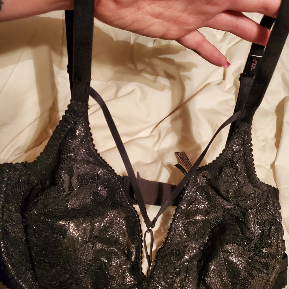 2 Victoria secret bras one 34ddd and one 36ddd